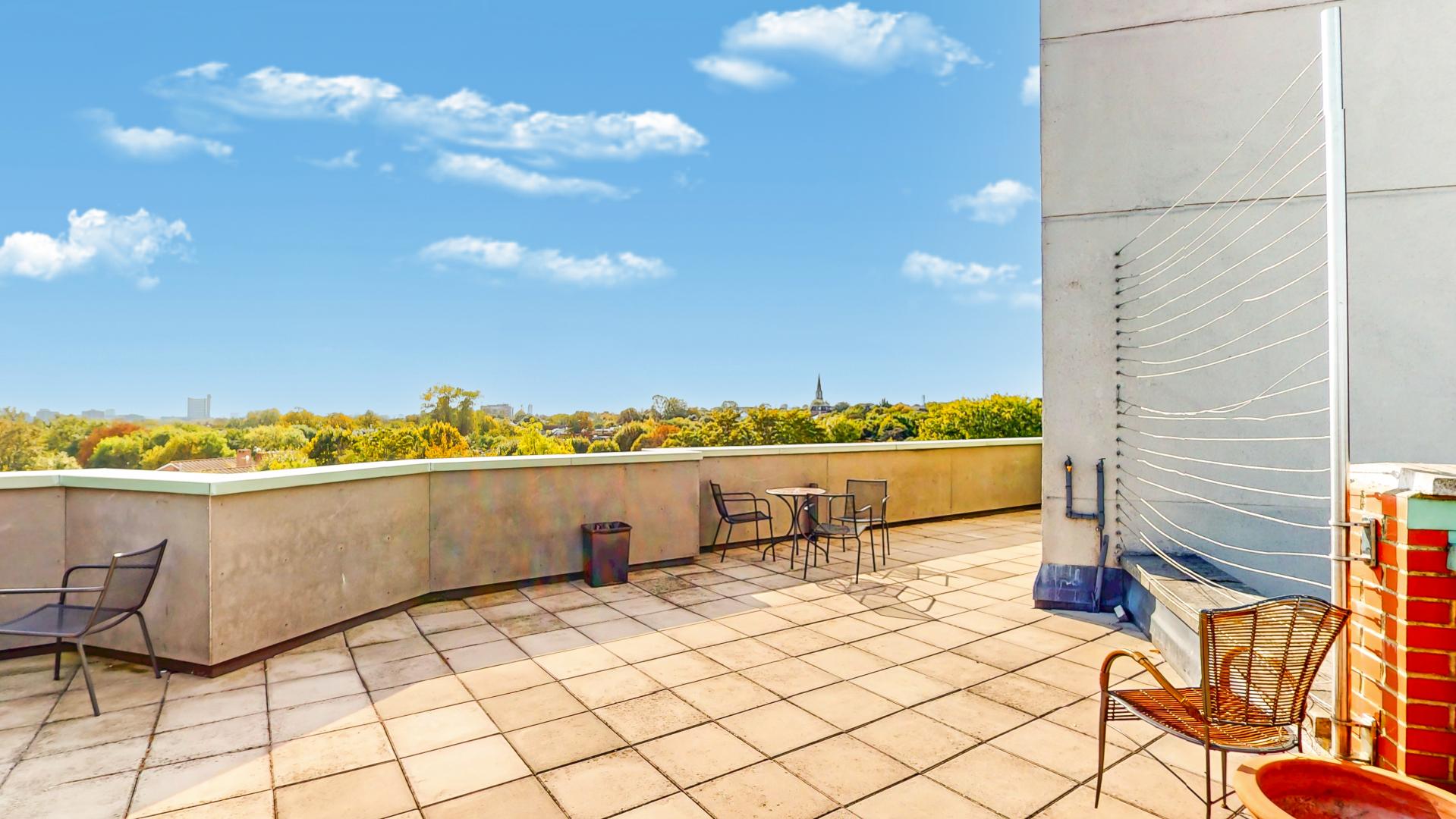 Modern Large Two bedroom Apartment Exeter Road , Kilburn